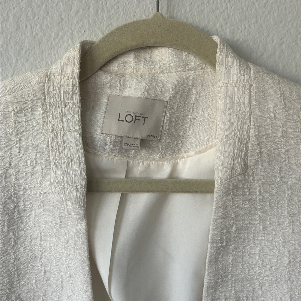 LOFT Women's Ivory Textured Blazer - Picture 4 of 6